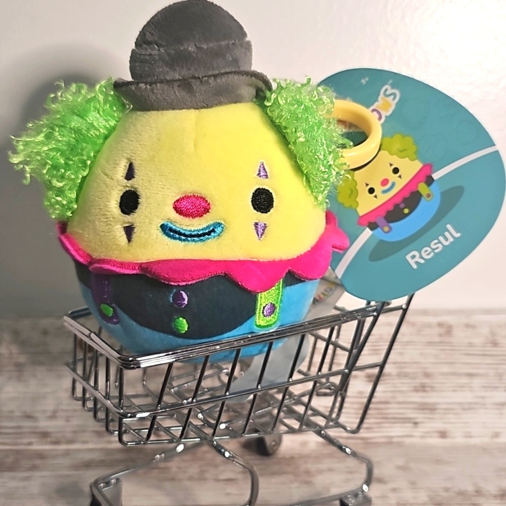 Squishmallow 3.5” Resul Clown Clip Blacklight Claire’s Exclusive